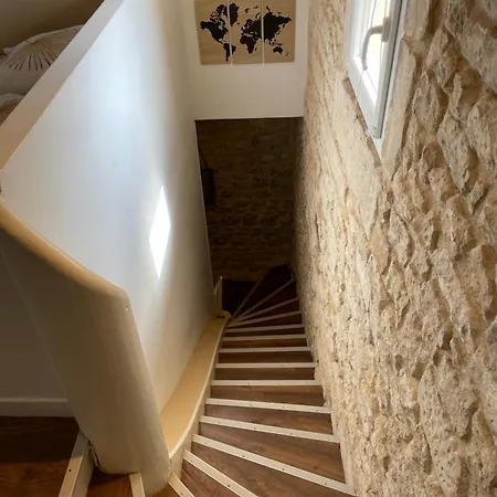 Chez Jean-Yves Et Zoe - Le Saint Andre - Au Calme, Tres Propre, Proche Parkings, Clim Apartment Niort Exterior photo