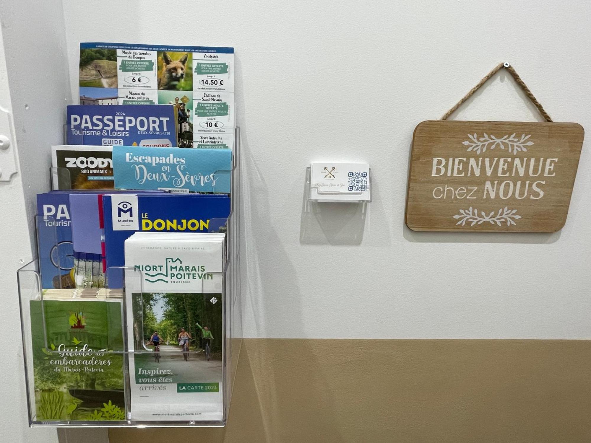 Apartment Chez Jean-yves Et Zoe - Le Saint Andre - Au Calme, Tres Propre, Proche Parkings, Clim *